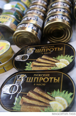 Russia strikes back: Canned sprats for sale at a market. The Russian government has banned import of beef, pork, poultry, fish, dairy products, fruits and vegetables from Australia, Canada, the EU, the US, and Norway for one year. Russia strikes back: Canned sprats for sale at a market. The Russian government has banned import of beef, pork, poultry, fish, dairy products, fruits and vegetables from Australia, Canada, the EU, the US, and Norway for one year.